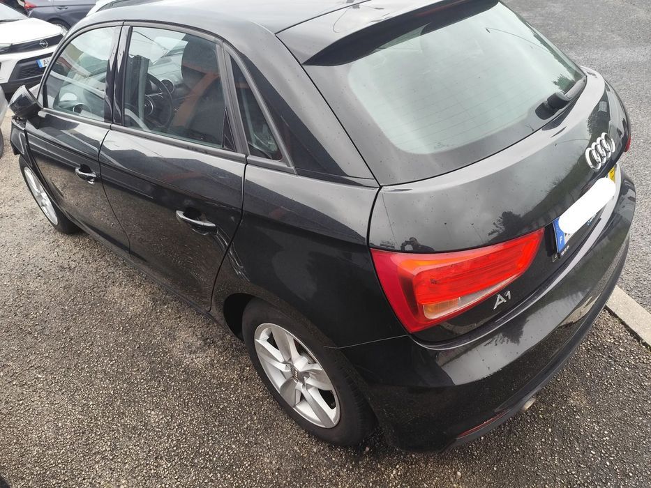 AUDI A1 SPORTBACK 1.0 TFSI PARA PEÇAS