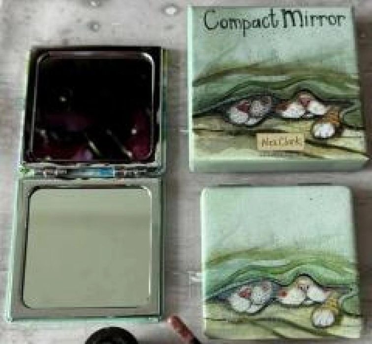 Lusterko w pudełku Noski kotów oprawa: pudełko