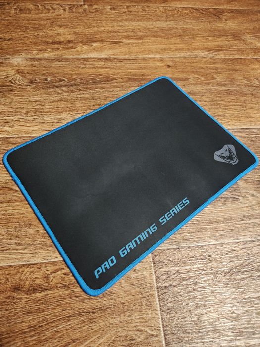 Игровая поверхность коврик для мышки Media-Tech Cobra Pro M Black