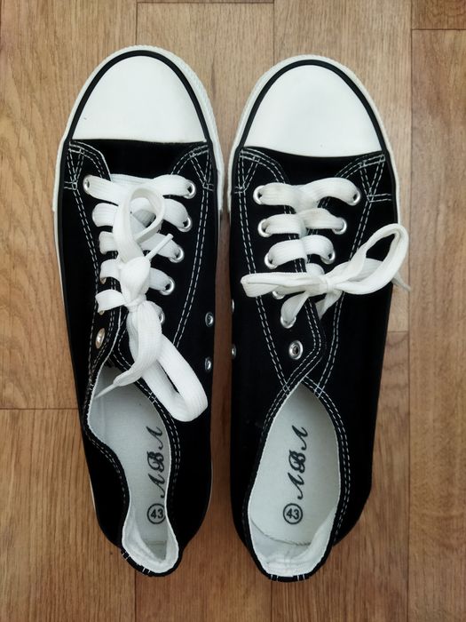 Кеди на підлітка