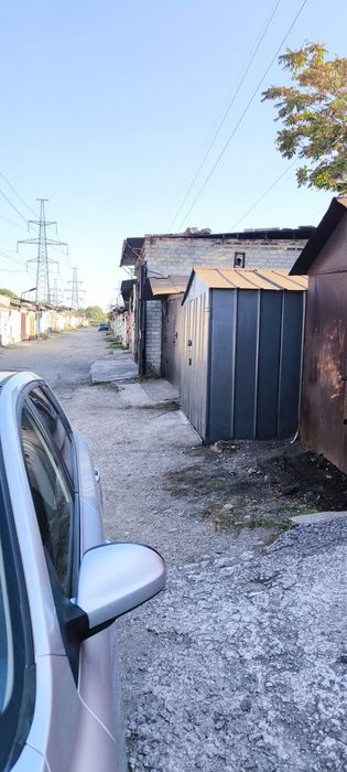 Гараж металлический 2 - 3 Шевченковский в кооперативе между Авраменко Полякова