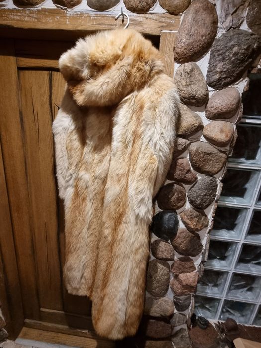 Piękne  naturalne futro