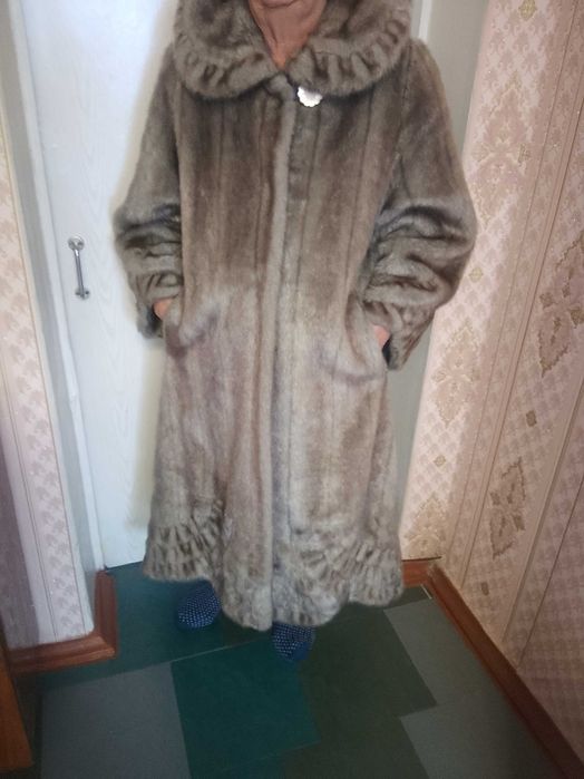 Шуба жіноча розмір 54-56