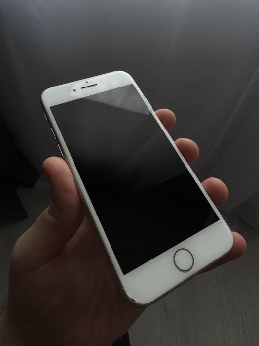 Iphone 8 64gb з дефектом камери