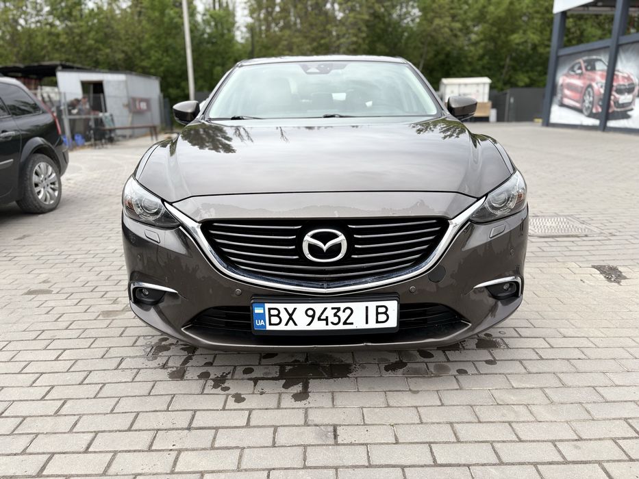 Автомобіль Mazda 6