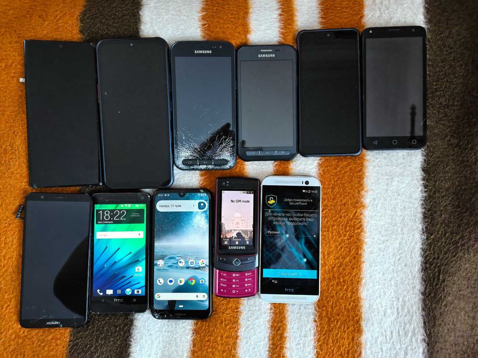 HTC; Samsung; Nokia; OnePlus; DENVER; Motorola; Huawei; Alcatel; Yashica
