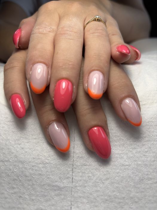 Paznokcie zelowe, hybrydowe.