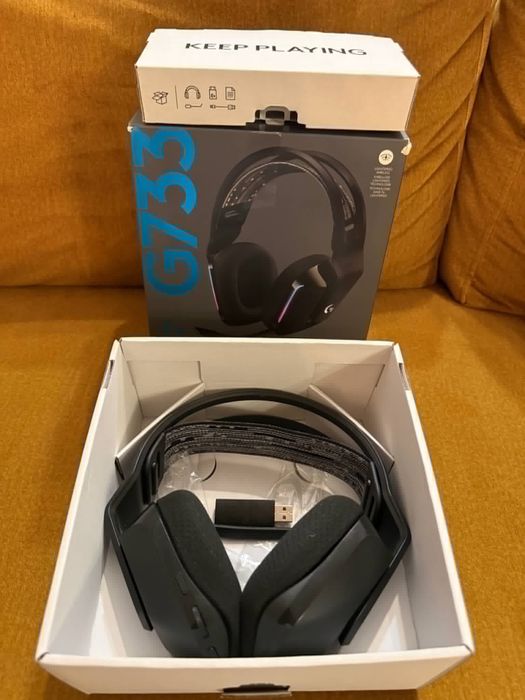 Nowe słuchawki bezprzewodowe Logitech G733