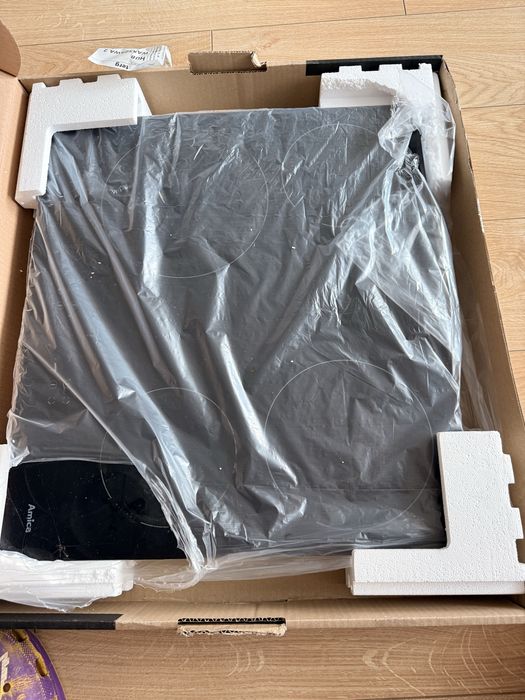 * Płyta ceramiczna Amica 4 pola uszkodzona