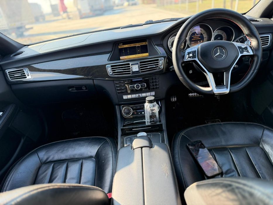Продам mercedes-benz CLS
