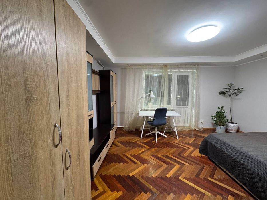 Чудова 1-кімнатна квартира (45м2) по вул. Кирилівська 115/2, Куренівка