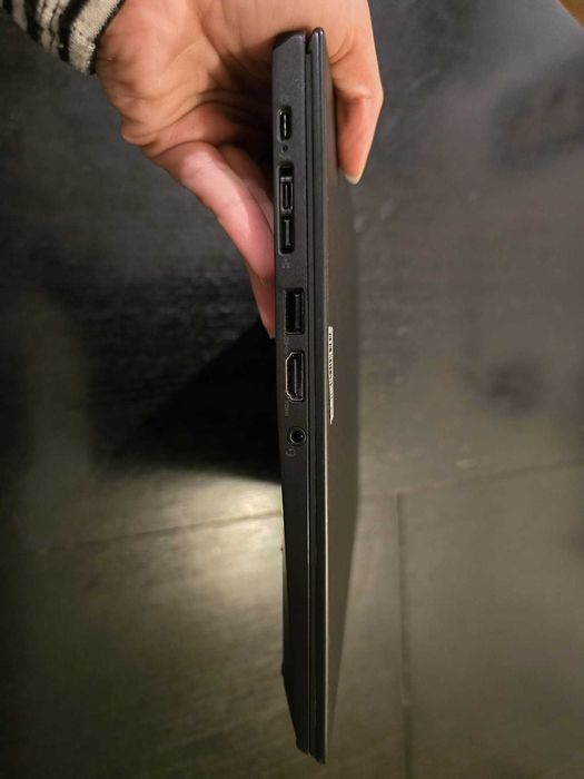 Lenovo ThinkPad T14s G1 | 10th Gen. Intel i5 | 16Gb | 512Gb Excelente