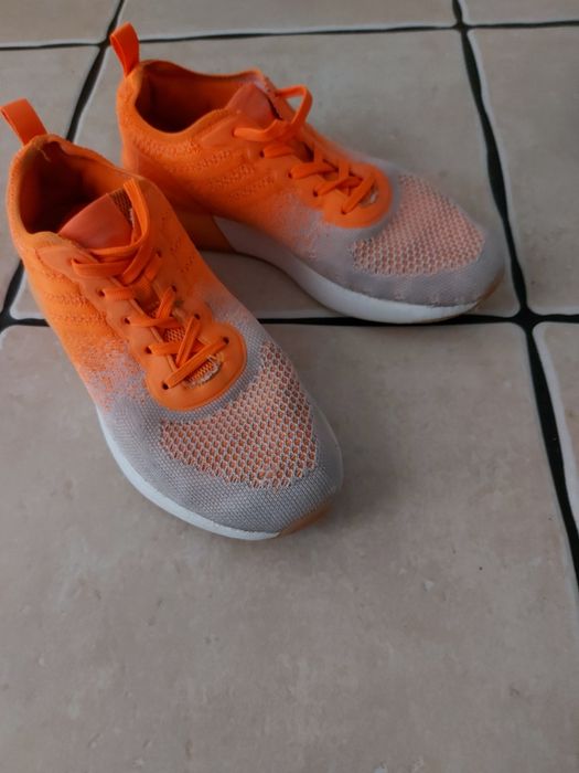Buty sportowe 39