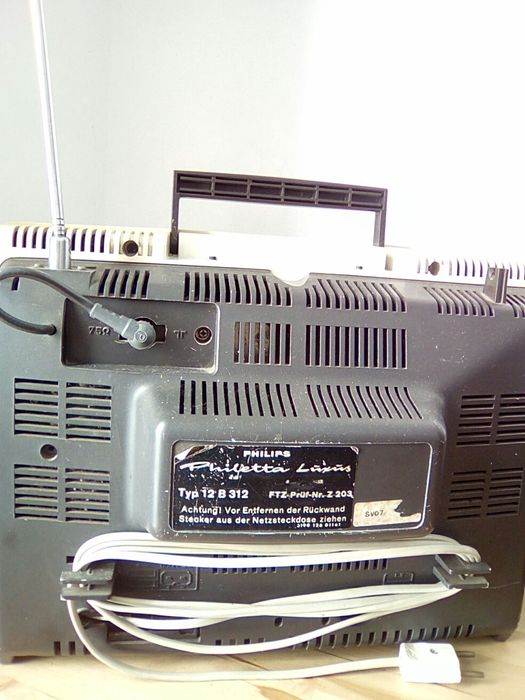 Antiga Televisão Philips 1974