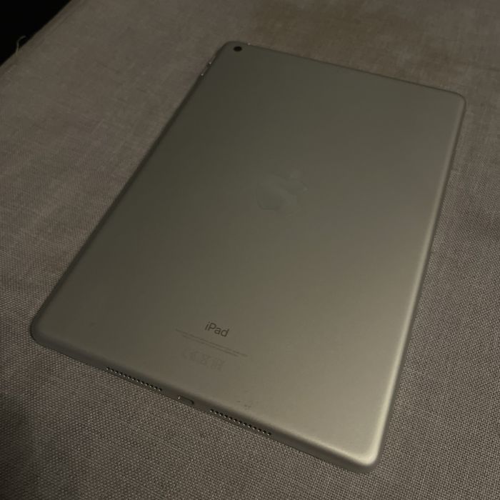 iPad 9 Geração 64GB 2021 + Capa + Carregador