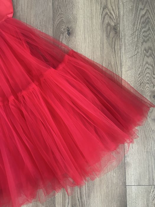 Нарядное платте Milillook, размер 8-9 лет, 128-134 см