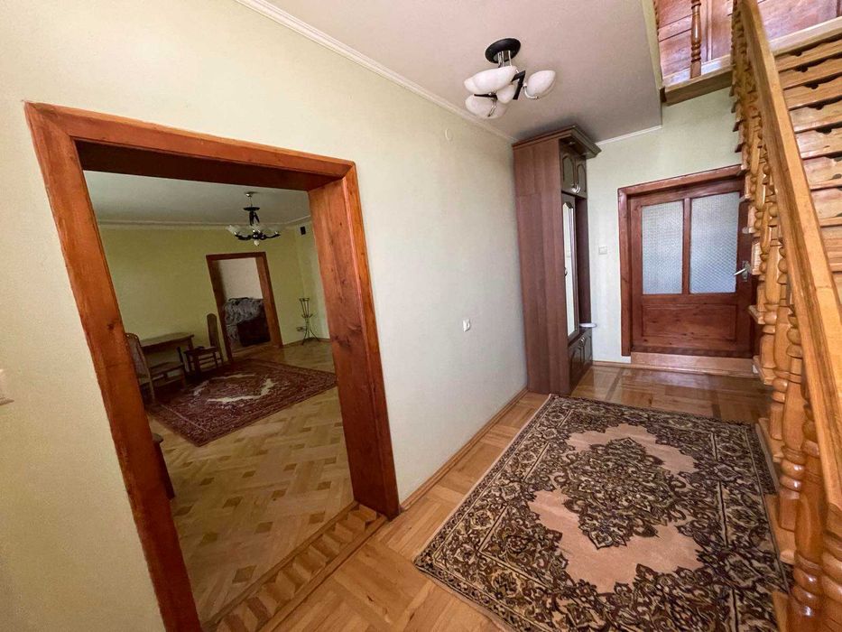 Продається будинок в смт. Тересва