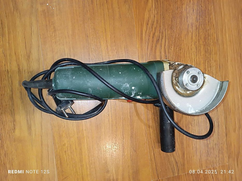 Болгарка     DWT