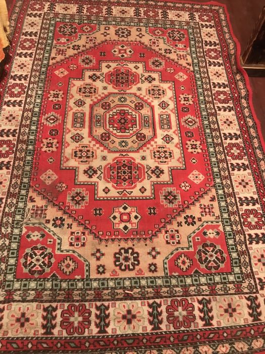 Килим шерстяний вживаний