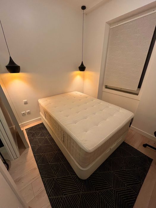 Cama de Casal Queen Size