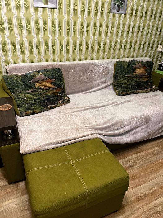 Продам диван недорого