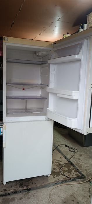 Холодильник робочий