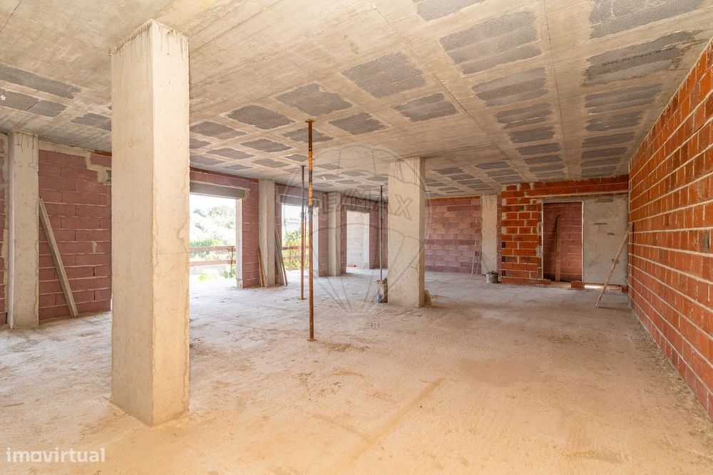 Apartamento T4 para venda