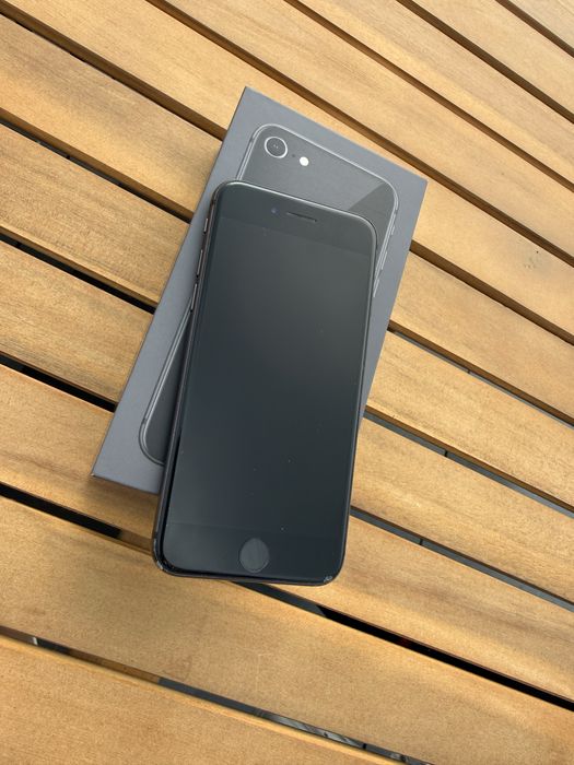 Iphone 8 64 GB Space gray komplet