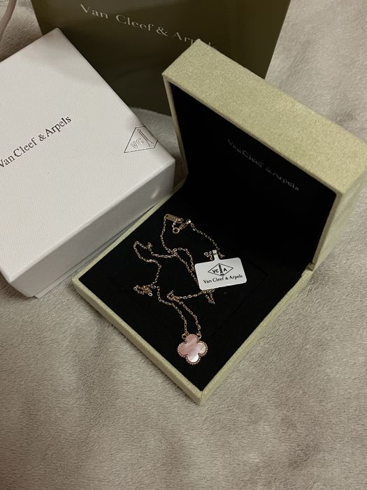 Naszyjnik Van Cleef złoto różowy