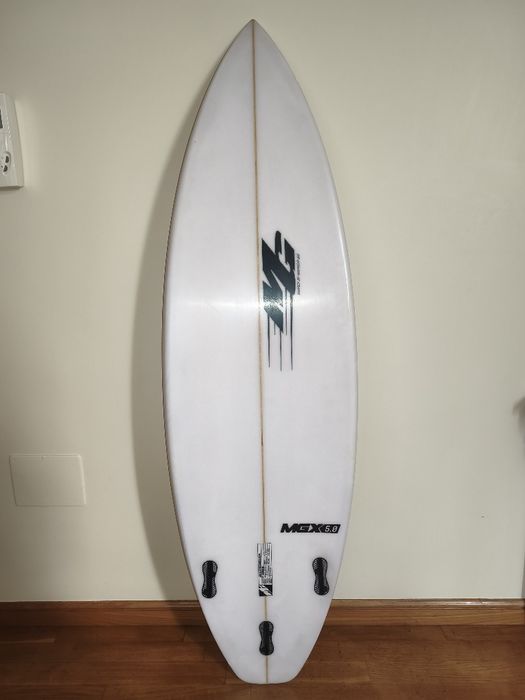 Prancha de Surf MG 25L 5'8