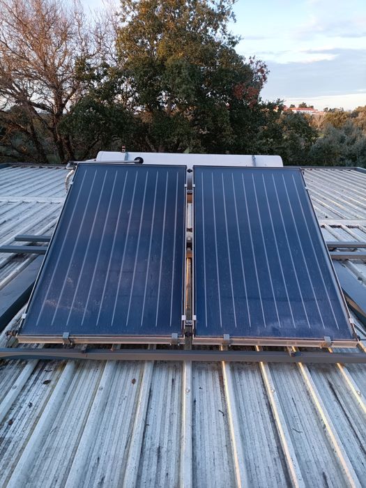 Painéis solares térmicos
