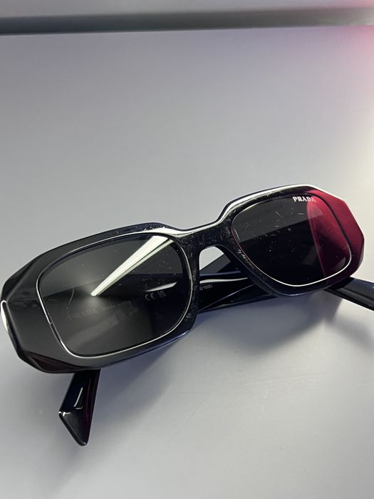 Сонцезахисні окуляри prada dark grey