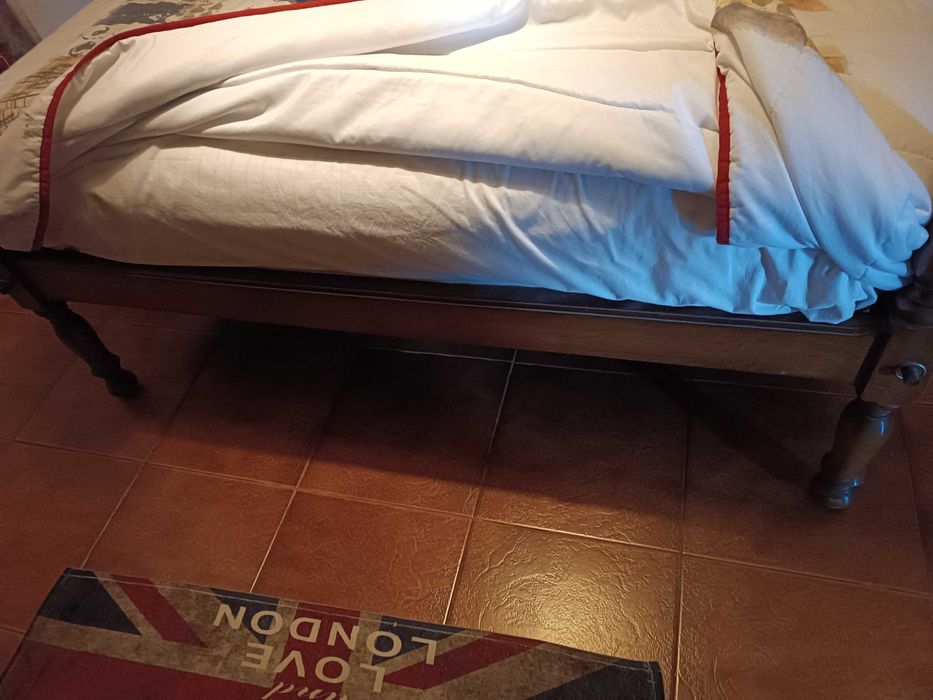 Cama de casal madeira pinho