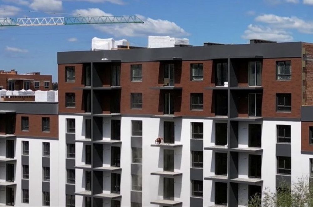 Продаж повноціної двохкімнатної квартири з газом та балконом в Ірпені.