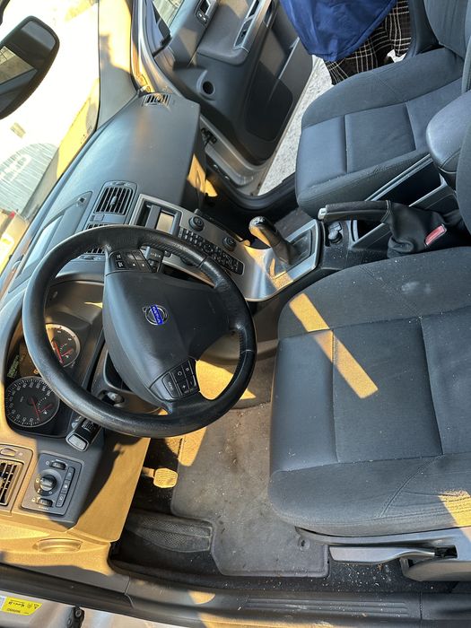 Para pecas volvo v50 2.0 136 cv