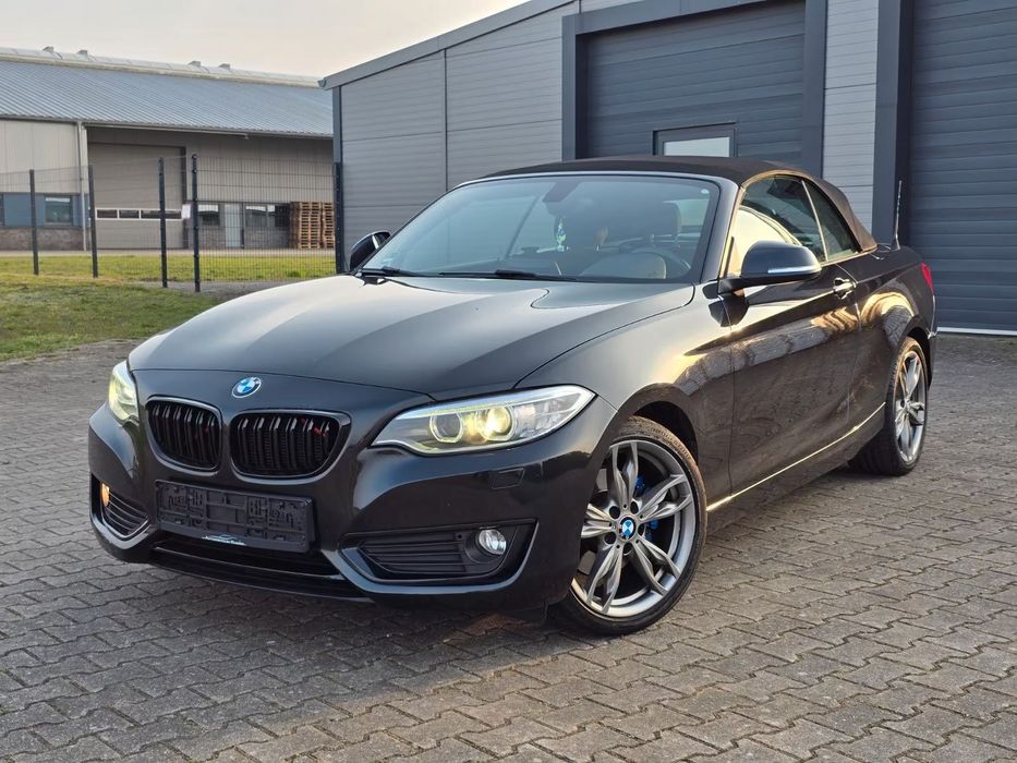 BMW 220d Cabrio.