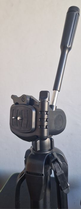 Statyw pod aparat