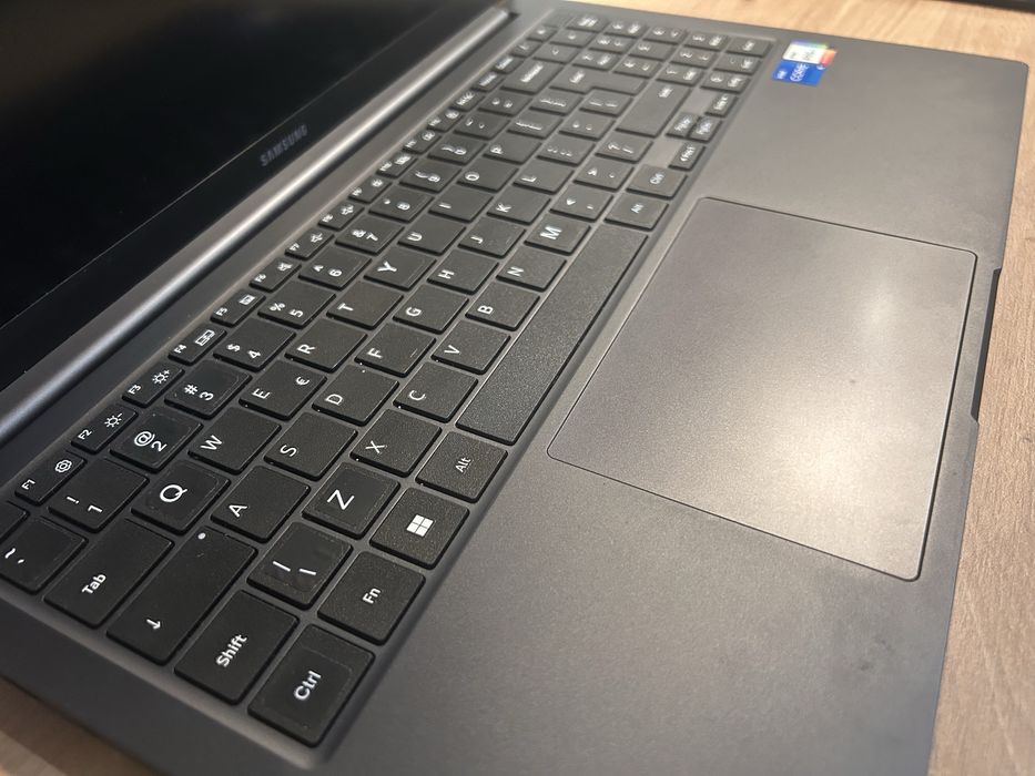 Laptop Samsung Galaxy Book2 NP750XED