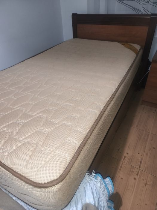 Cama Solteiro cerejeira