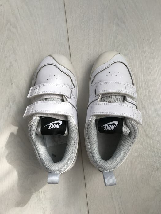 Кросівки Nike  26 розмір