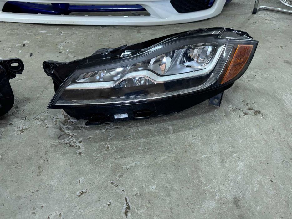 Фары передние Full LED Jaguar XF F-pace