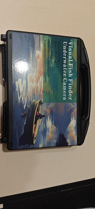 Підводна камера з дисплеєм