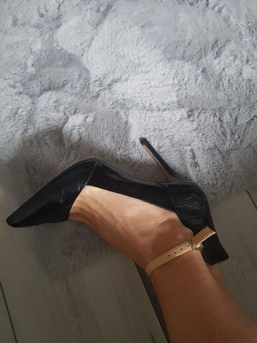 Czółenka szpilki Zara basic 39