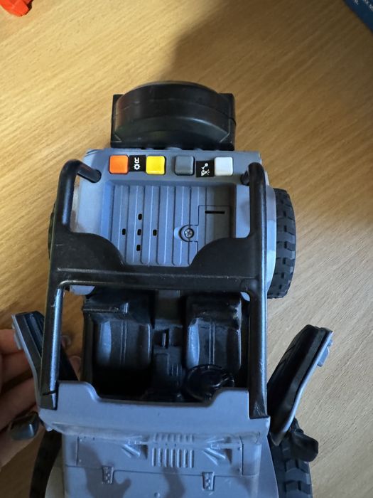 Джип; машинка; дитяча іграшка; машина