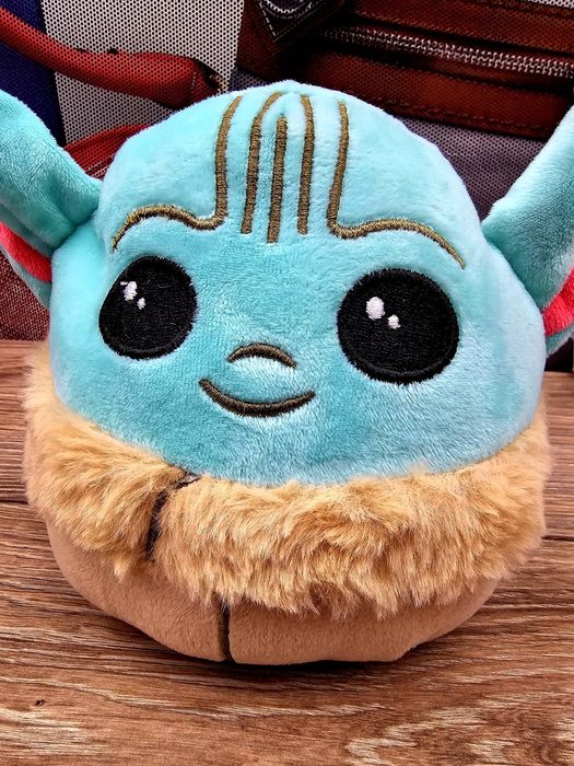 Baby Yoda pluszak z filmu Star Wars Gwiezdne Wojny nowy