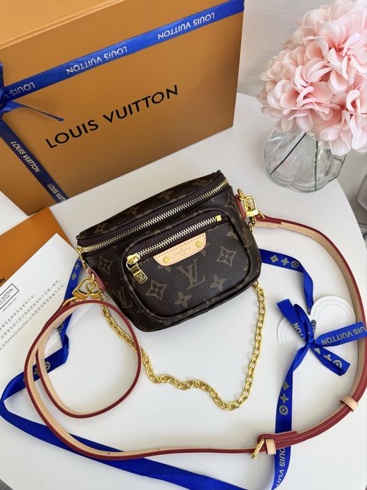 Сумка - бананка Louis Vuitton Bumbag, жіноча сумка луі вітон, бананка через плече