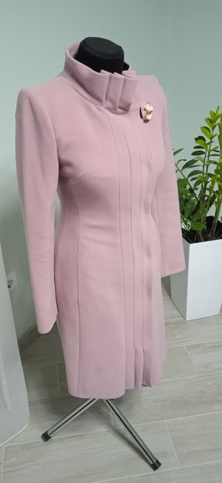 Жіноче пальто весна