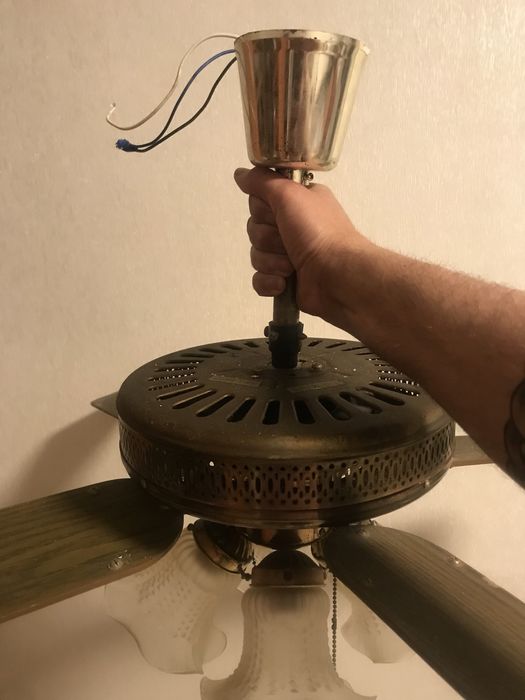 Люстра з вентилятором 1000