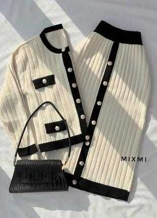 Костюм (спідниця + кофта)