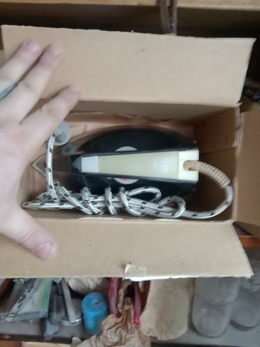 Продам Электроутюг